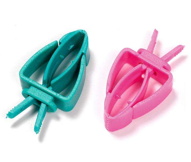 Karlie Futterhalter aus Plastik - 2er Set 84270 z1.jpg